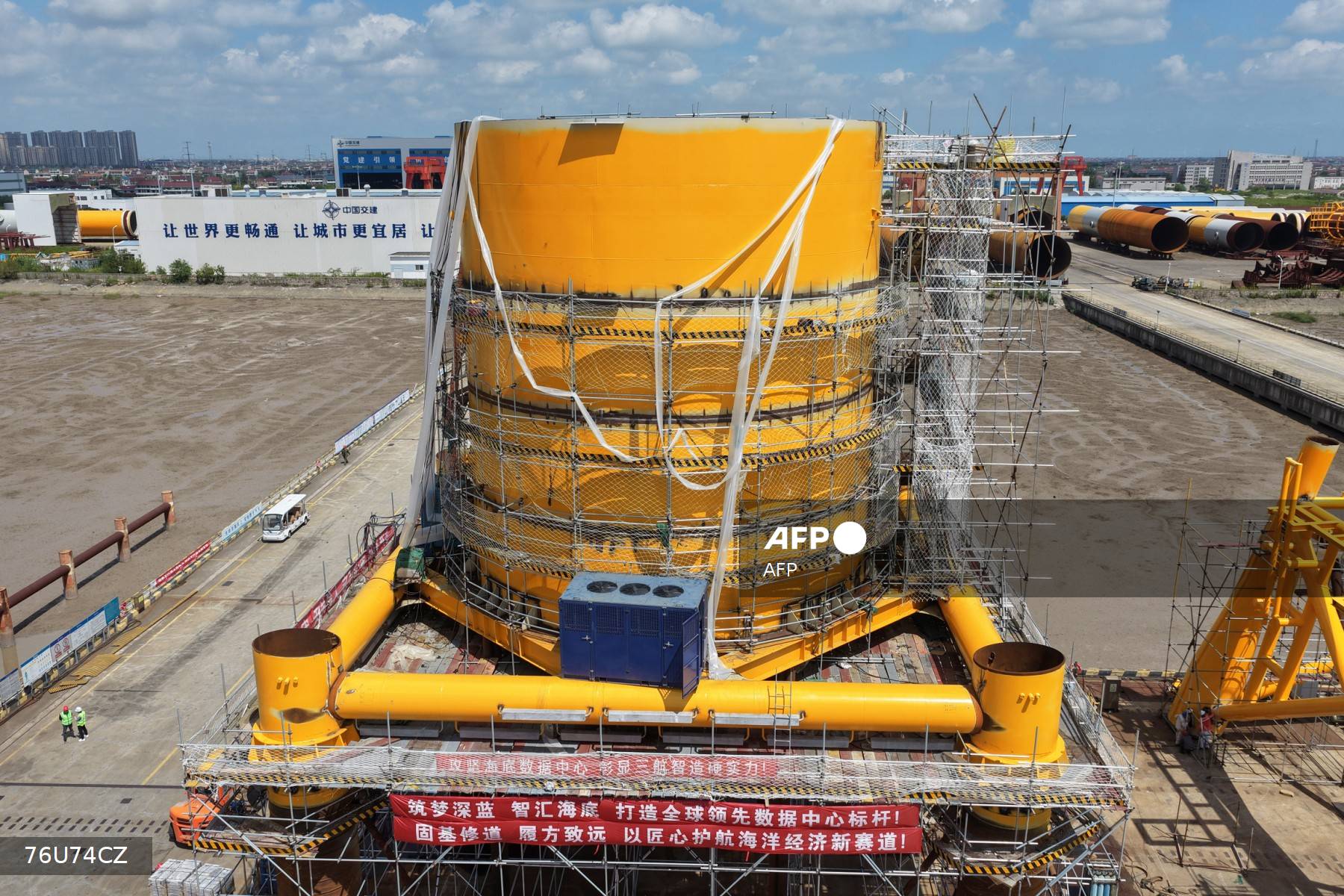 China prueba enfriar sus centros de datos en las profundidades del mar