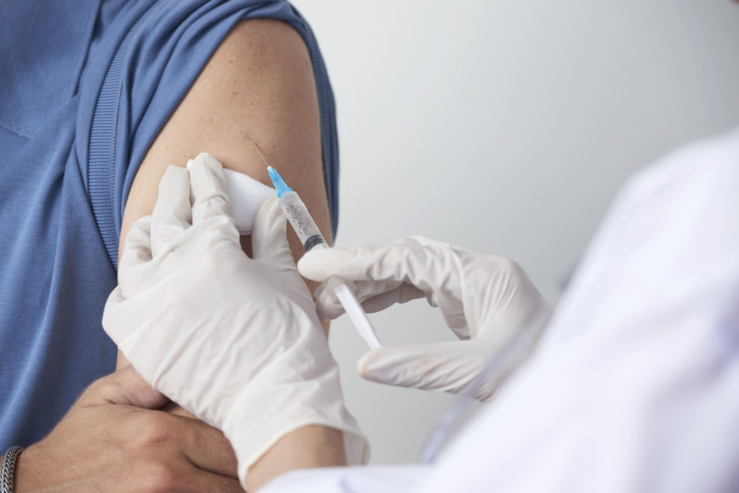 Brasil aprueba la primera vacuna de dosis única contra el dengue