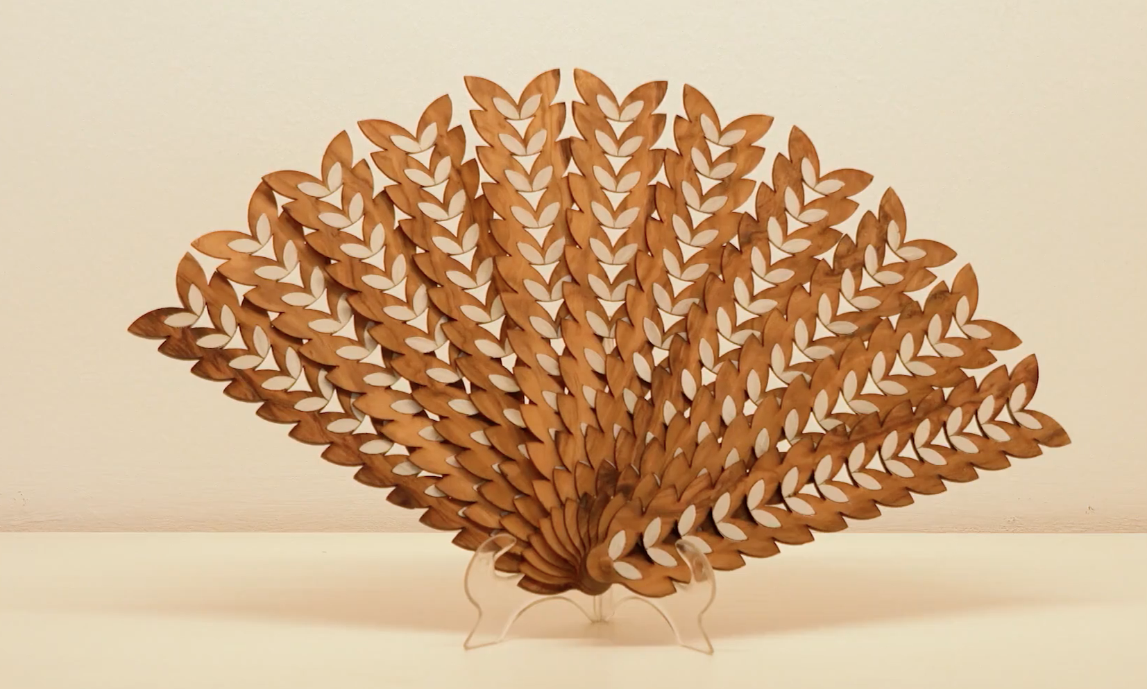 Diseño y artesanía crean piezas con vidrio reciclado