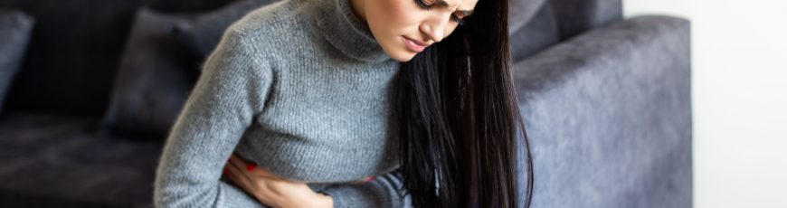 ¿Por qué las mujeres sufren más dolor intestinal? Las hormonas pueden ser la explicación