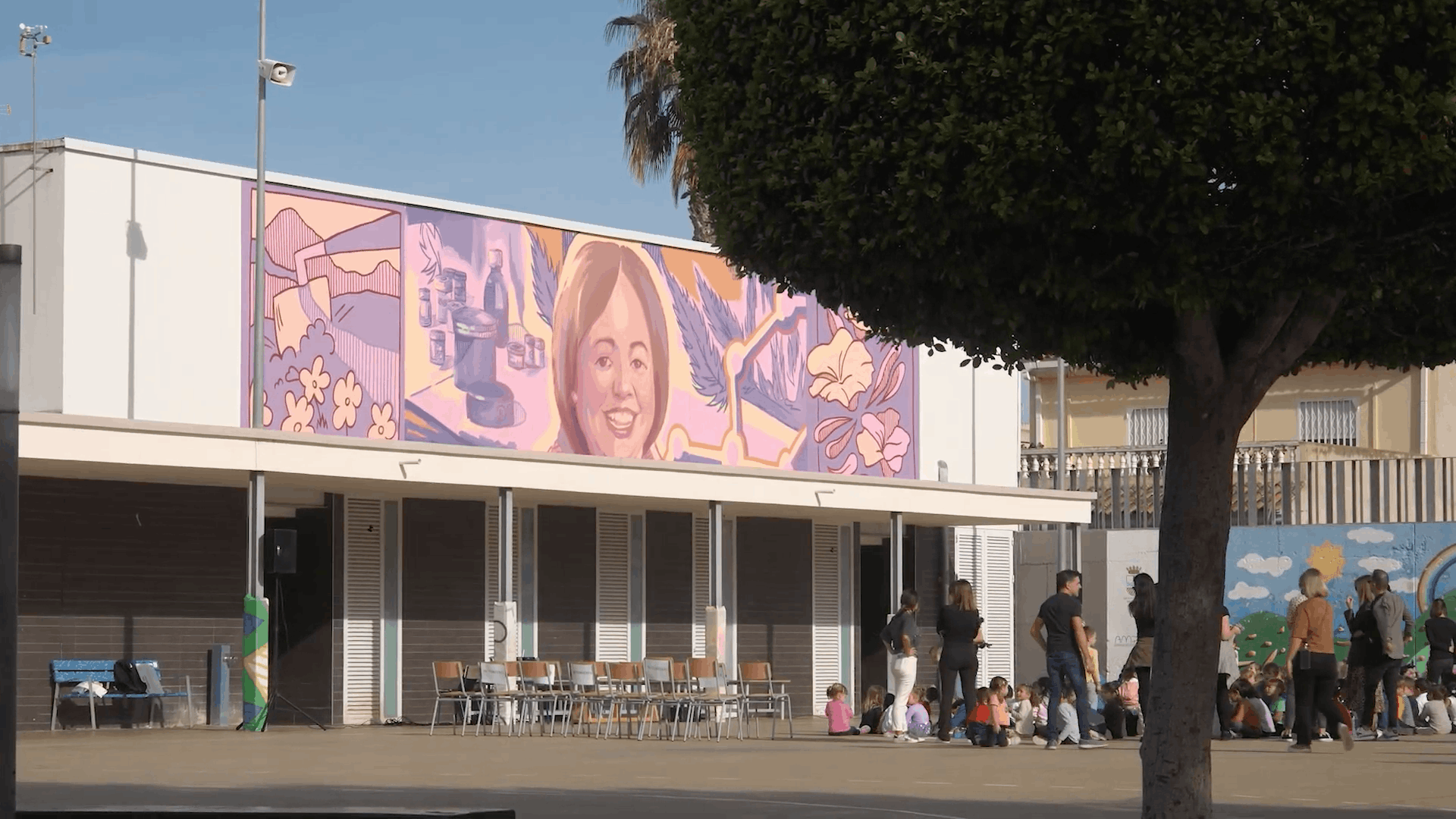 Proyecto Dones de Ciència inaugura mural de Rosa Menéndez