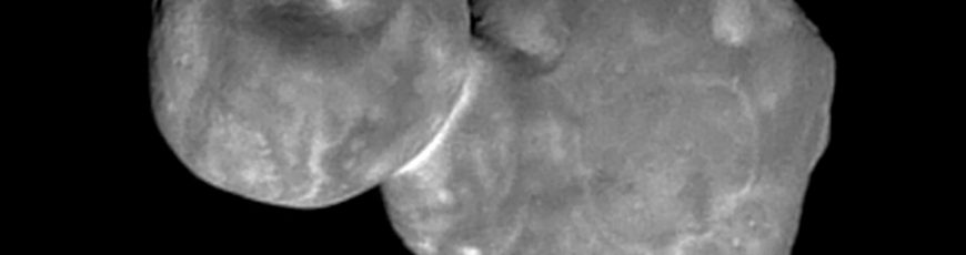 ¿Por qué muchos objetos espaciales parecen muñecos de nieve?