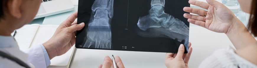 Un menor se somete a un tratamiento pionero en R.Unido que permite corregir su estatura