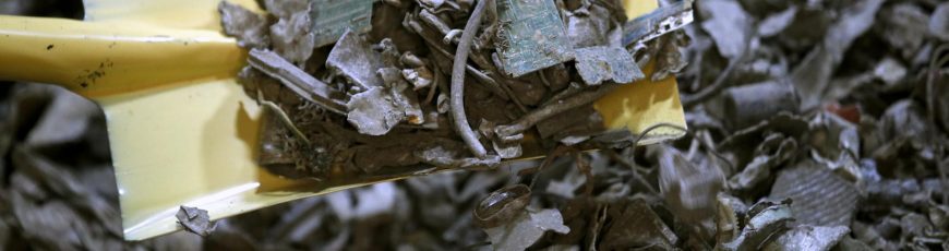 Retiran 15 toneladas de residuos electrónicos de Galápagos