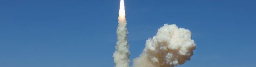 China lanza cohete portador Lijian-1 Y12 para poner en órbita 8 satélites