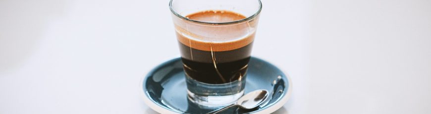 Café y té podrían proteger el cerebro