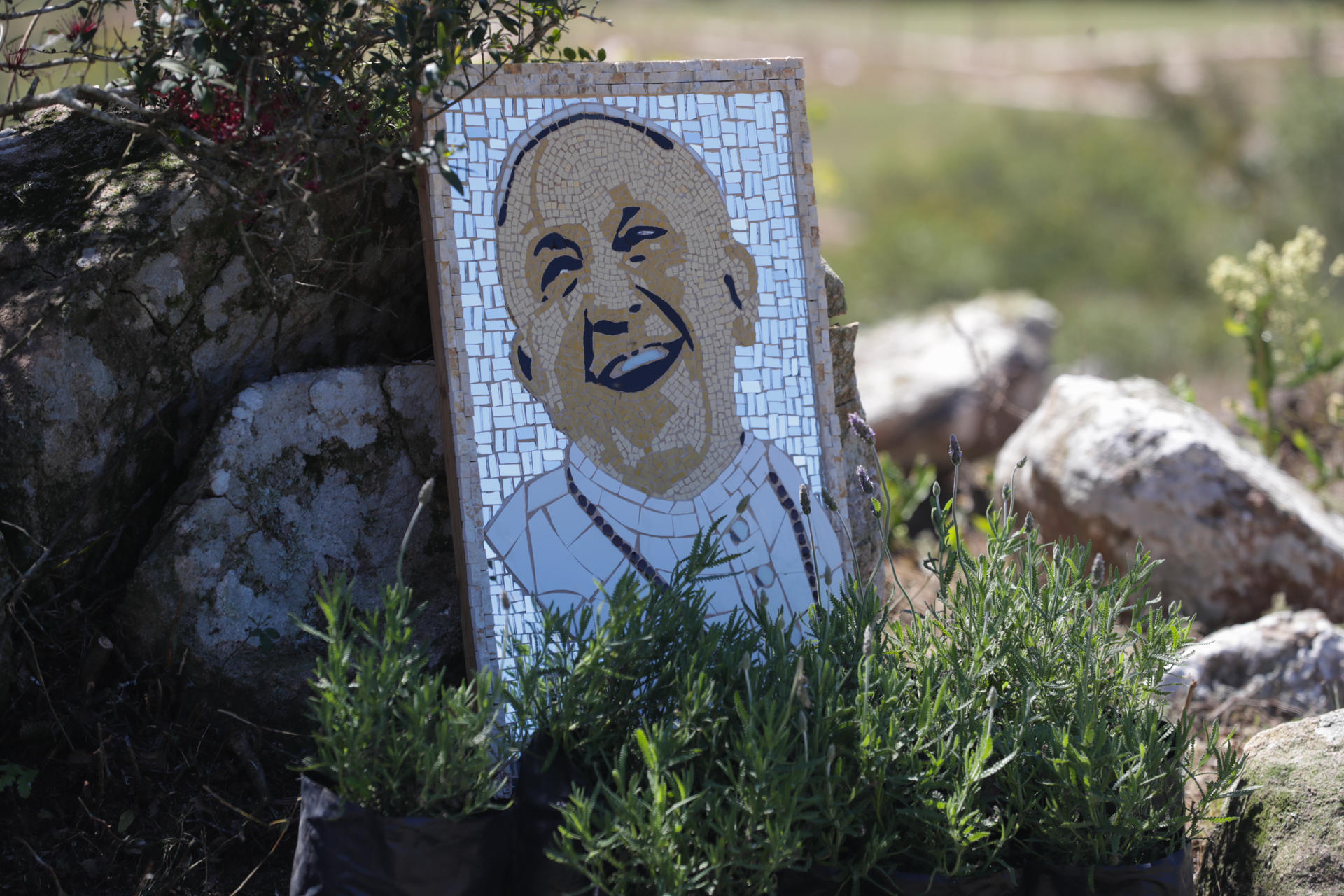 Uruguay inaugura monumento que promueve paz y convivencia global