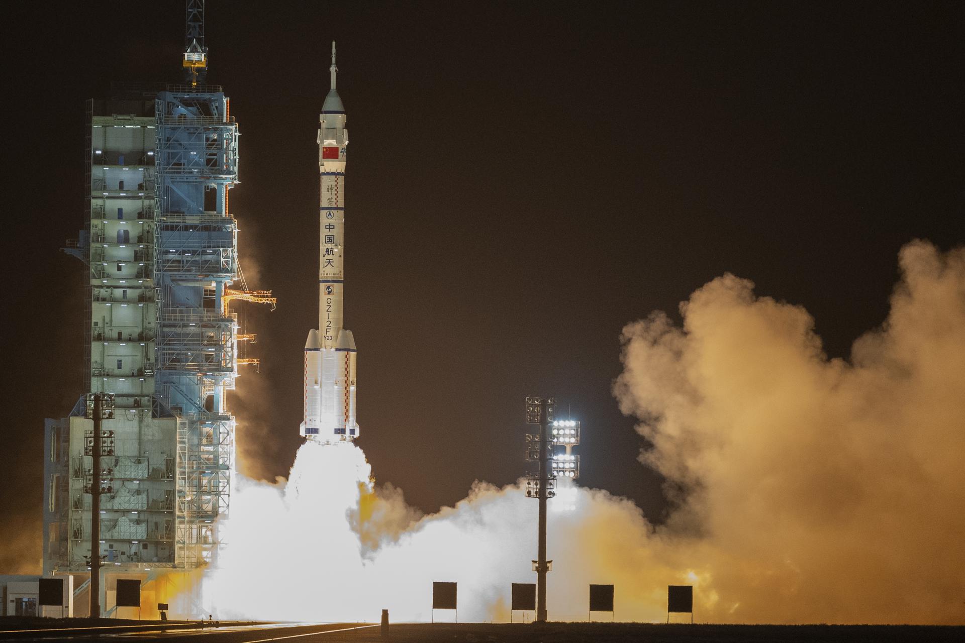 La misión china Shenzhou-23 parte hacia la estación espacial Tiangong