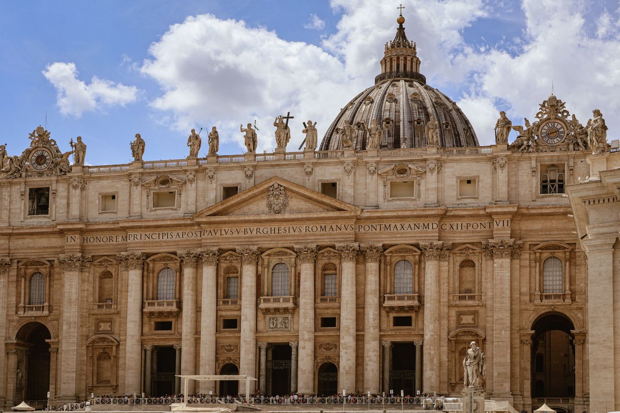El Vaticano restaurará con láser la obra maestra de Rafael