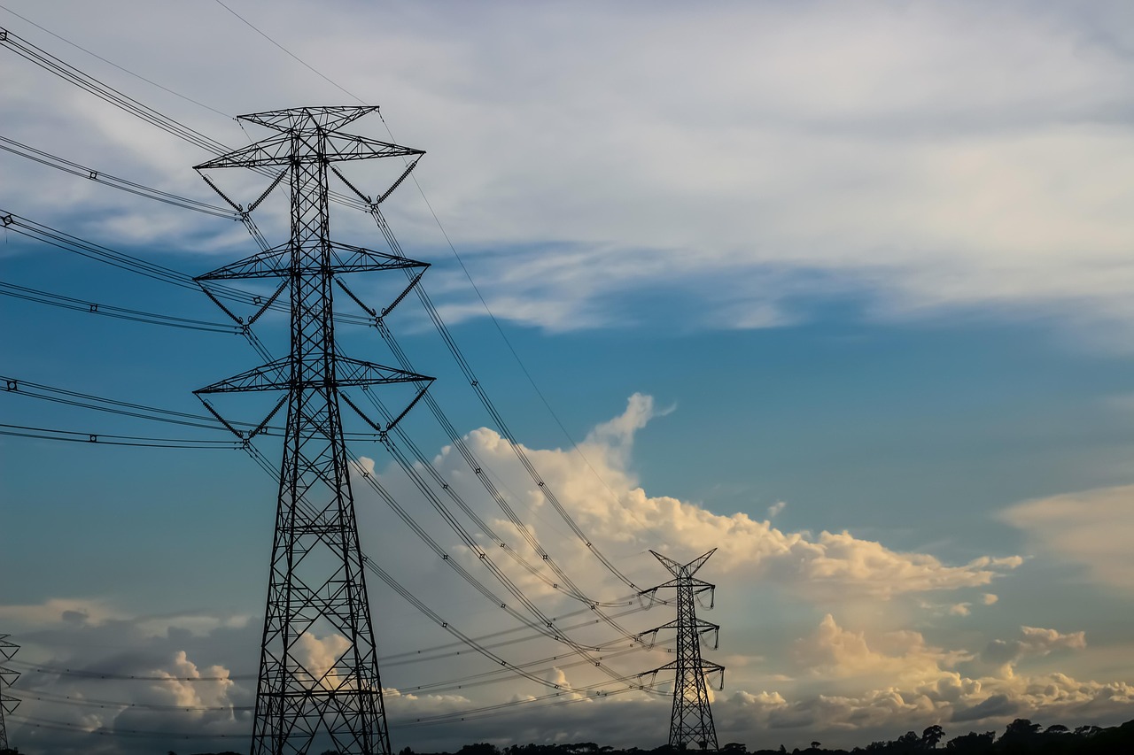 Colombia impulsa transición energética y descarbonización