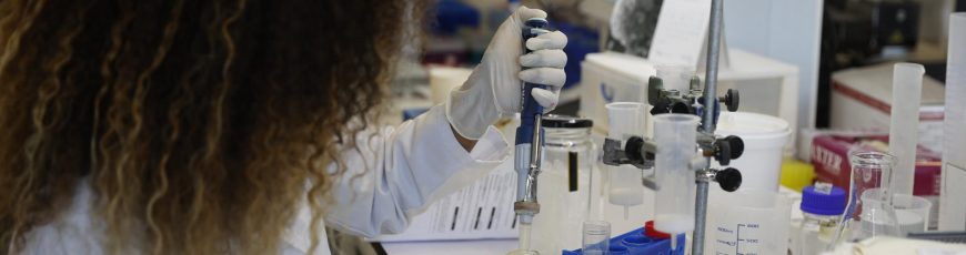 Investigadoras mexicanas estudian microalgas para elaborar colorantes sostenibles
