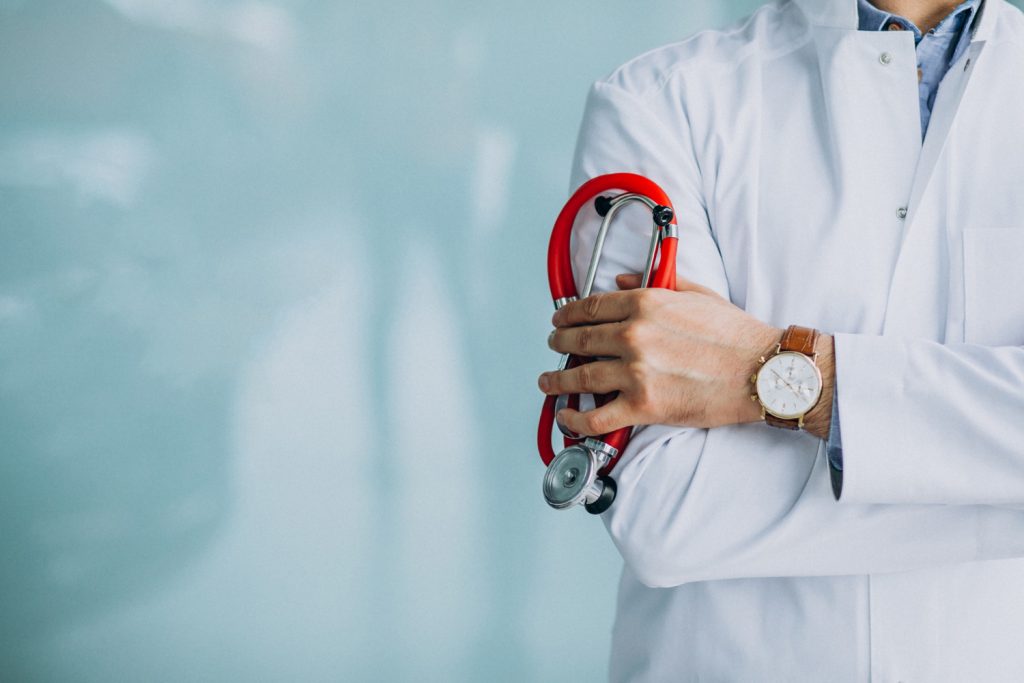 https___www.magnific.com_free-photo_young-handsome-physician-medical-robe-with-stethoscope_6190059.htm#fromView=search&page=1&position=1&uuid=c771f1ff-abbc-4a56-995d-5d1326.jpg