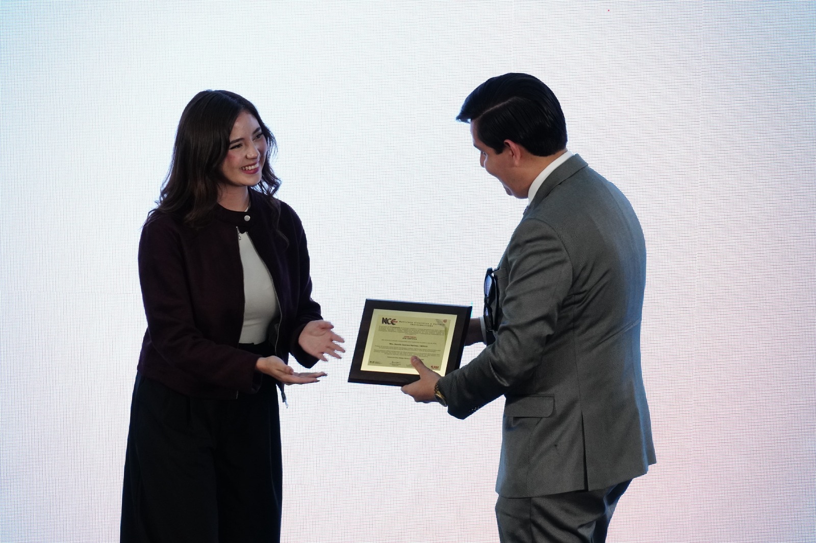 #9AñosNCC | Plumas NCC se incorpora como categoría de reconocimiento en el noveno aniversario de NCC Iberoamérica