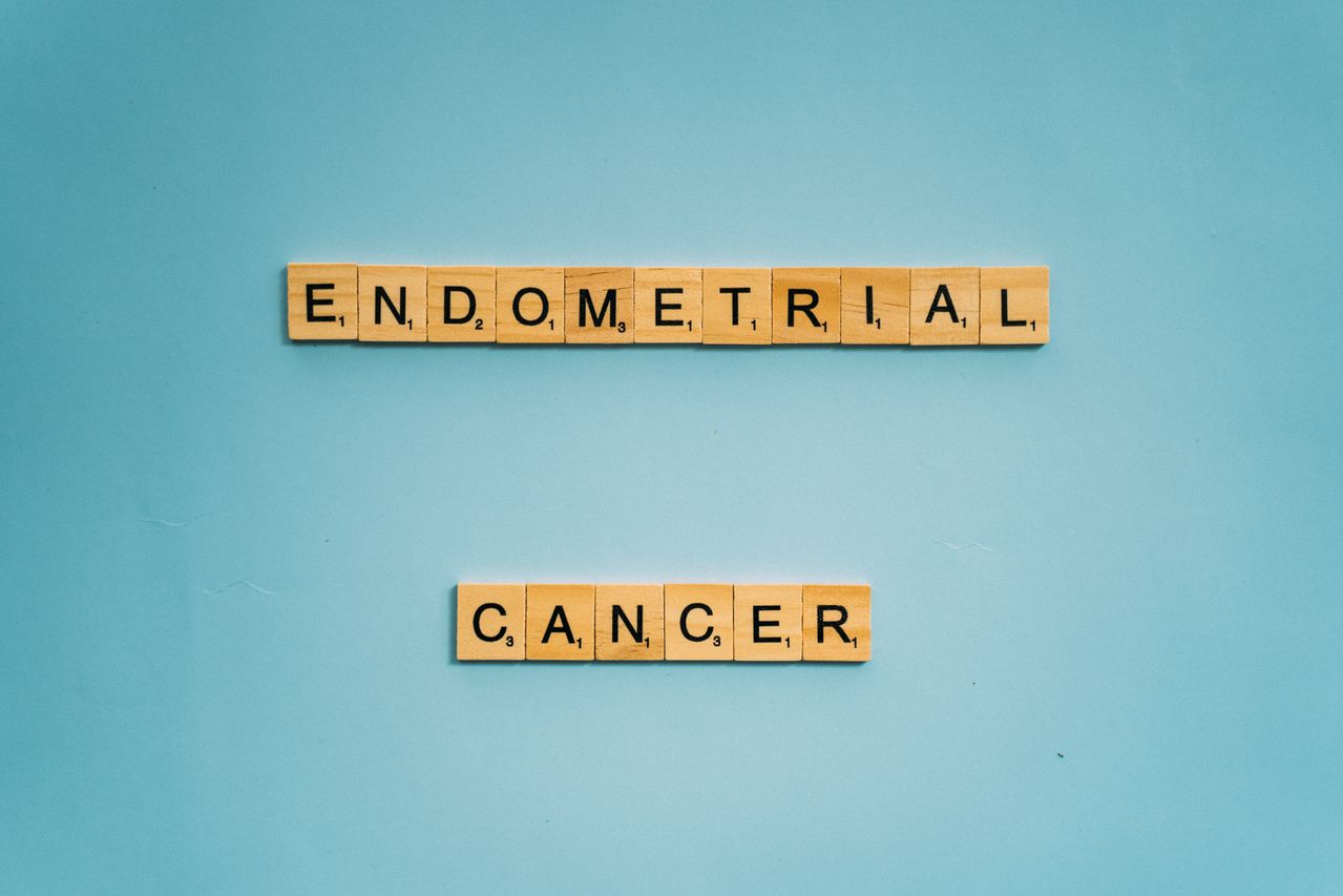 Un fármaco experimental logra reducir la recurrencia y mortalidad del cáncer de endometrio