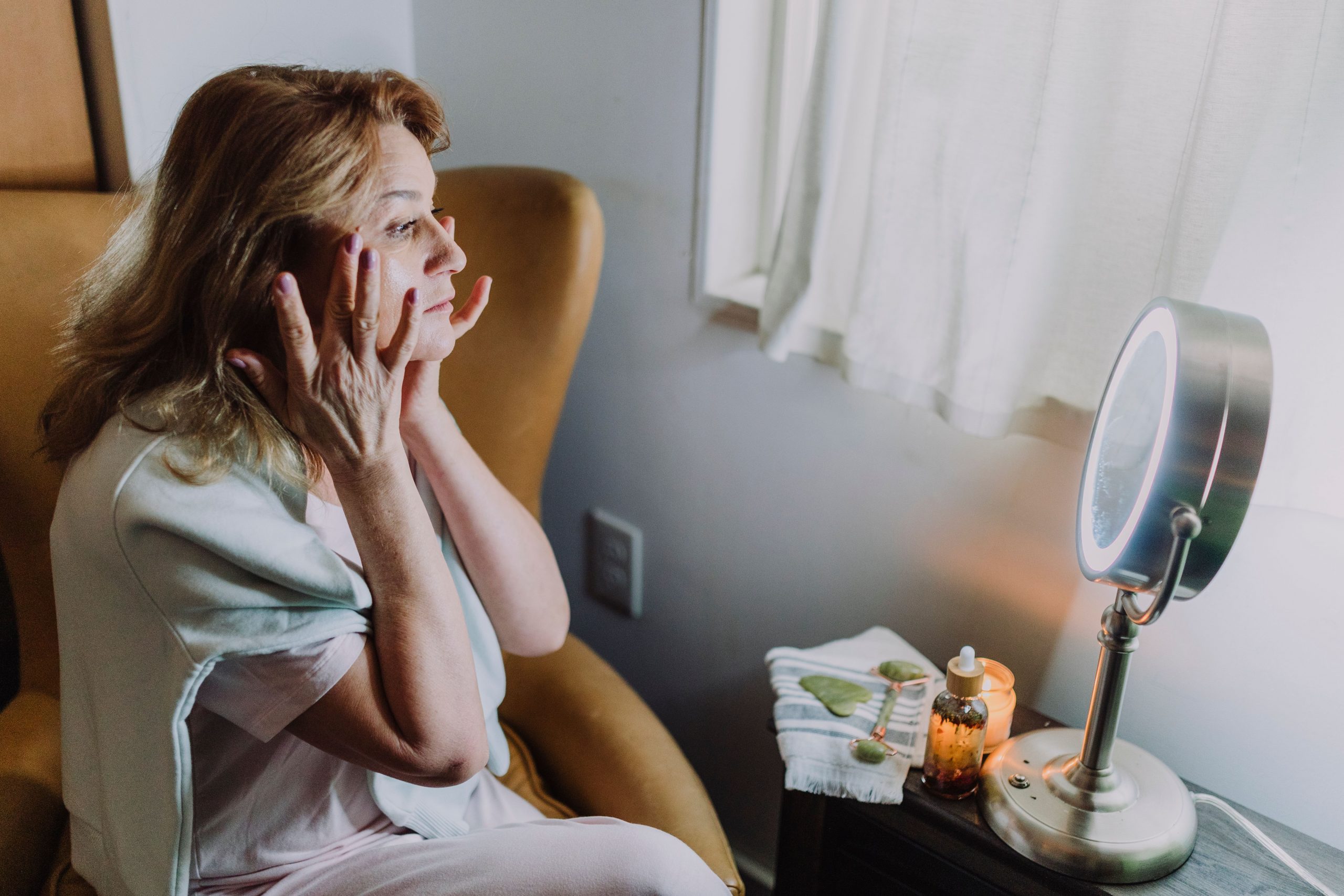 La menopausia causa un «precipicio fisiológico» que puede mostrar síntomas diez años antes